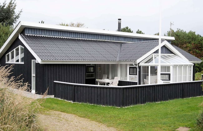 8 Person Holiday Home in Vejers Strand - Foto 1