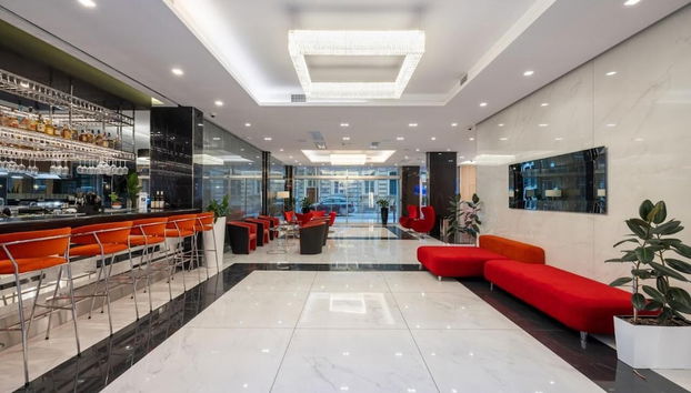 Lobby lounge