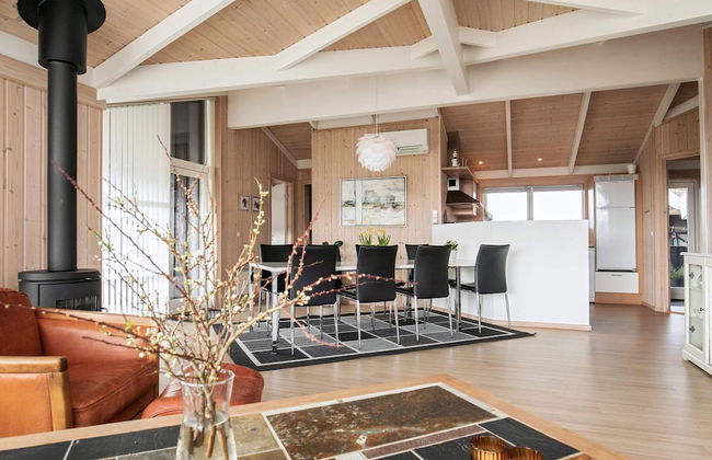 8 Person Holiday Home in Saltum - Foto 25