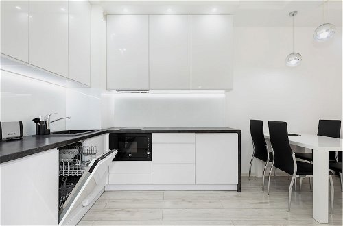 Foto 16 - Black&white Apartments by Renters