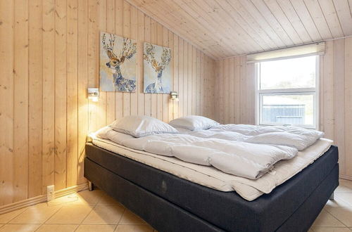 Photo 6 - 8 Person Holiday Home in Lokken