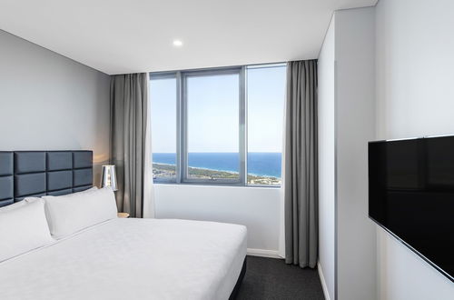 Photo 44 - Meriton Suites Southport, Gold Coast