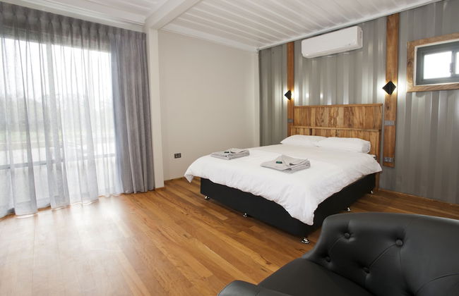 Stirling Estate Chalets - Photo 4