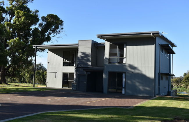 Stirling Estate Chalets - Photo 25