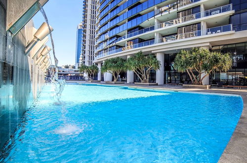 Photo 25 - Sealuxe Suites - Central Surfers Paradise