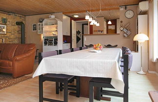 Foto 1 - 9 Person Holiday Home in Vaeggerlose