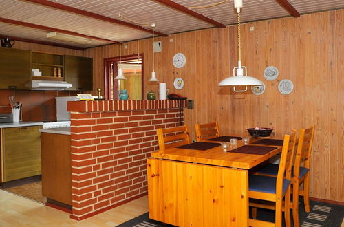 Photo 7 - 6 Person Holiday Home in Blavand