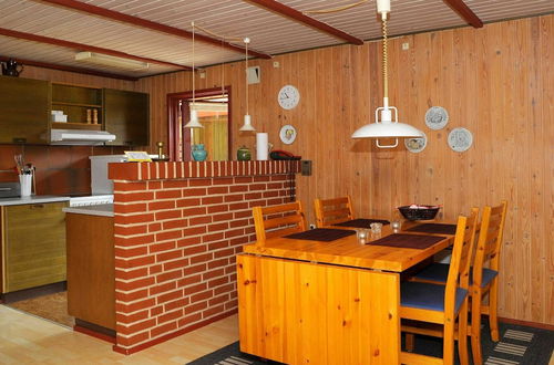 Photo 2 - 6 Person Holiday Home in Blavand