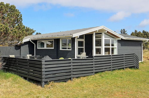 Foto 1 - Cozy Holiday Home in Vejers Strand near Beach