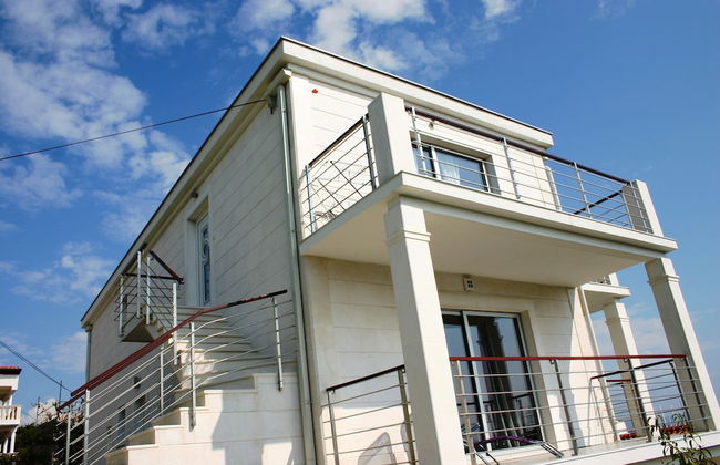 In Center Near the Marina and Beach - Foto 44