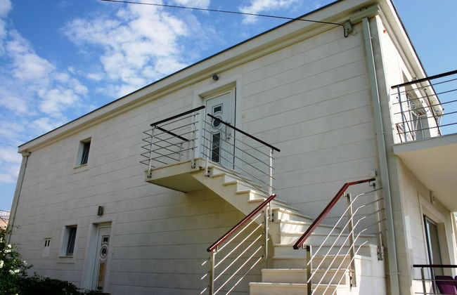 In Center Near the Marina and Beach - Foto 42