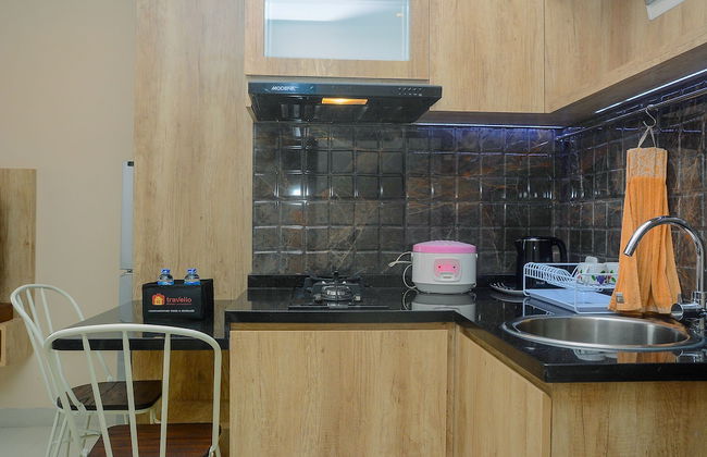 Comfortable and Beautiful 1BR Apartment at Atlanta Residence - Photo 9