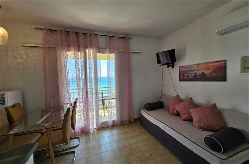 Photo 13 - Corfu Glyfada Menigos Resort