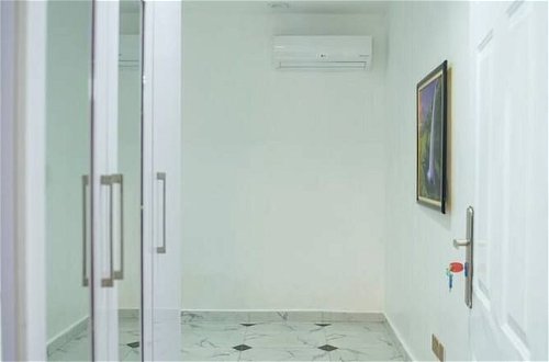 Photo 6 - Lovely One-bed Apartment Located in Abuja