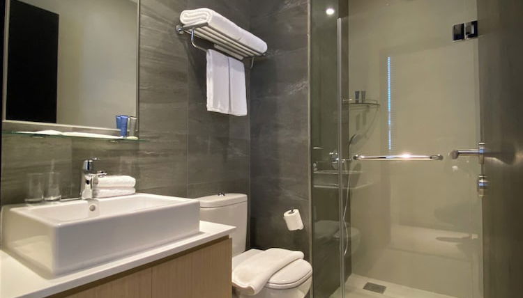 Photo 1 - Momentus Serviced Residences Novena