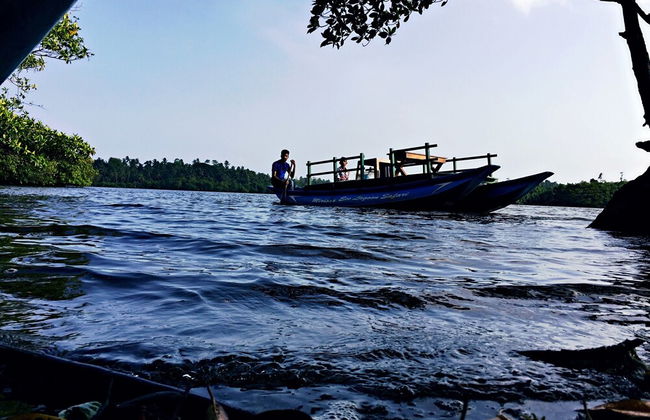 Thaaru Guest - Photo 31