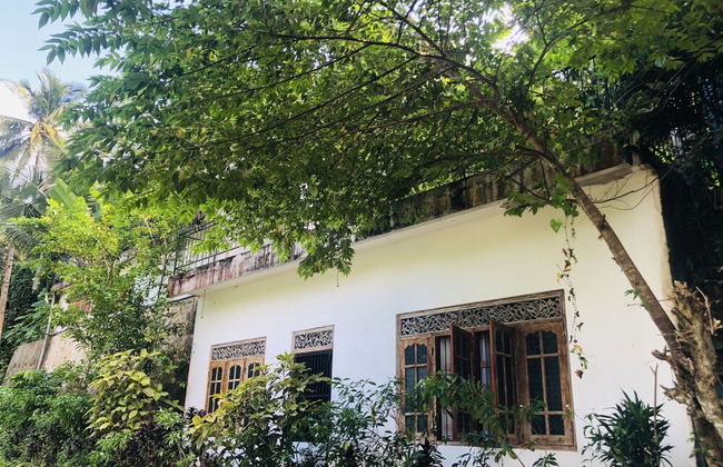 Thaaru Guest - Photo 30