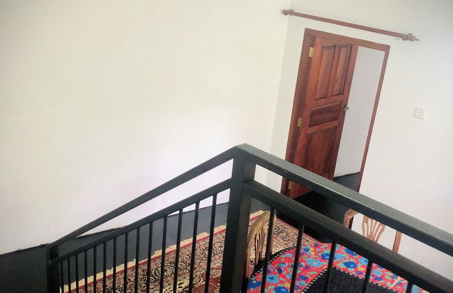 Thaaru Guest - Photo 16