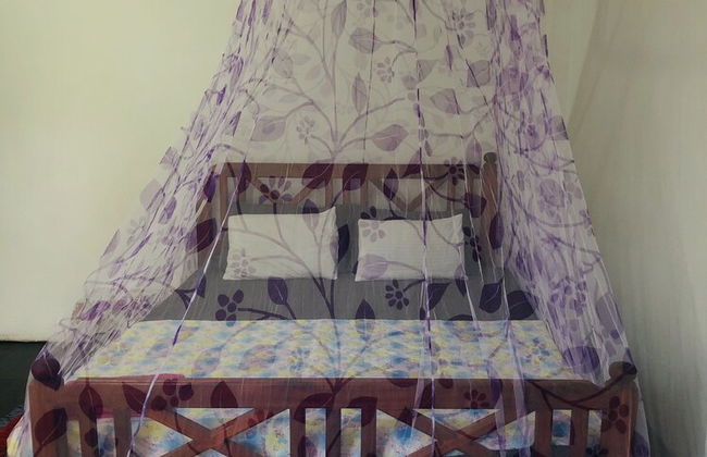 Thaaru Guest - Photo 2