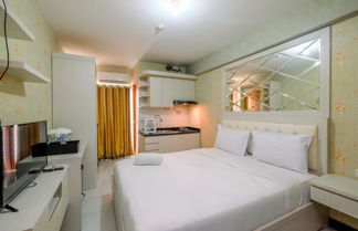 Photo 3 - Relax And Homey Studio Room At Cinere Resort Apartment
