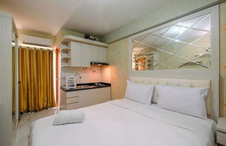 Foto 1 - Relax And Homey Studio Room At Cinere Resort Apartment