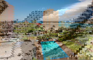 Foto 1 - Turtle Towers Apartments