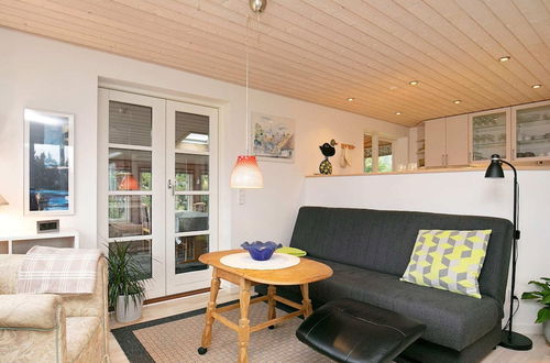 Photo 3 - 5 Person Holiday Home in Hojslev