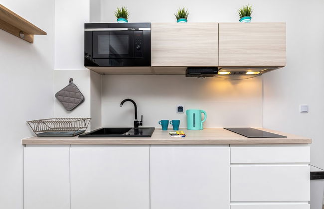 Sunny Rewal Apartments by Renters - Foto 13