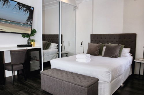 Photo 2 - Lux Quiet Apartment in Potts Point