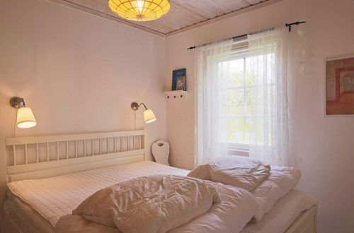 Photo 10 - 6 Person Holiday Home in Dronningmolle