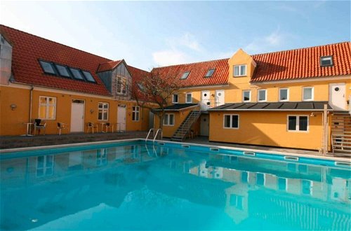 Foto 1 - 6 Person Holiday Home in Gudhjem
