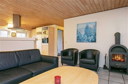 Photo 10 - 10 Person Holiday Home in Ulfborg