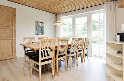 Photo 7 - 10 Person Holiday Home in Ulfborg