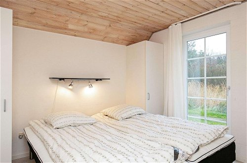 Photo 3 - 10 Person Holiday Home in Ulfborg