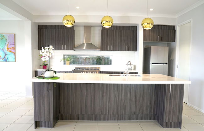 Waterfront Villa in Sanctuary Lakes - Photo 17