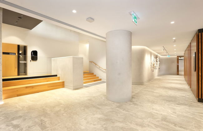 Orange Stay At Melbourne Quarter - Photo 4