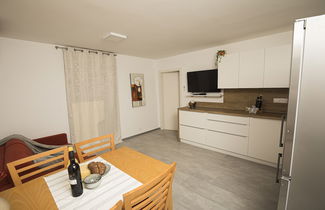 Photo 3 - Sea View Apartment Mirjam