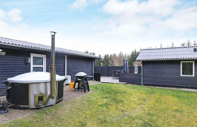8 Person Holiday Home in Saltum - Foto 27
