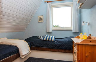 Photo 2 - 6 Person Holiday Home in Hvide Sande