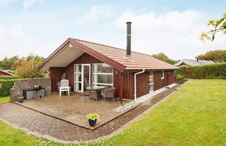 Photo 1 - 4 Person Holiday Home in Esbjerg V