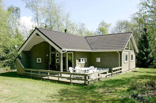 Foto 1 - Cozy Holiday Home in Aakirkeby near Beach