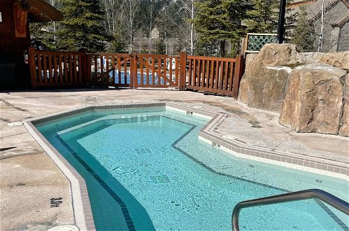 Foto 15 - LARGE Studio | Ski In/Out | Pool & Hot Tubs | Central Upper Village Location