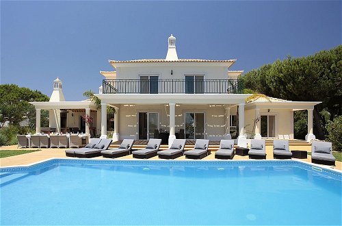 Photo 6 - Luxury Villa Wprivate Pool, Sea Views, 6 Bedrooms14 Sleeps, Beach at 900 Meter