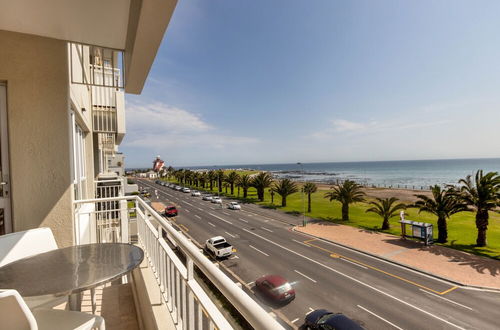 Photo 1 - Third Floor sea Facing 2 Bedroom Apartment With Balcony