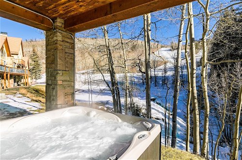 Foto 42 - Telemark A by Avantstay Ski In/ Ski Out at the Heart of Mountain Village w/ Hot Tub