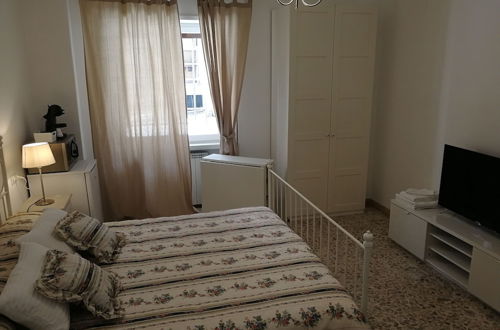 Foto 6 - Triple Room With Private Bath 10 Min From Tiburtina Station