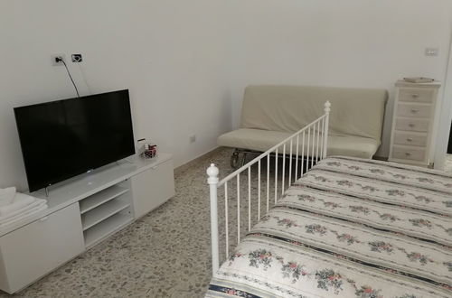 Photo 10 - Triple Room With Private Bath 10 Min From Tiburtina Station