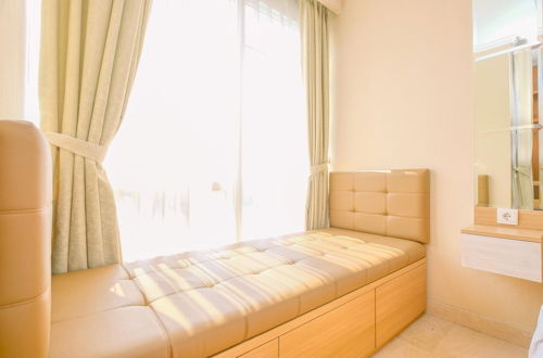 Photo 3 - Comfortable And Fully Furnished Studio At Menteng Park Apartment