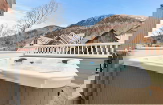Foto 1 - Legacy House by Avantstay Beautiful 4bdr Home in Great Location w/ Hot Tub