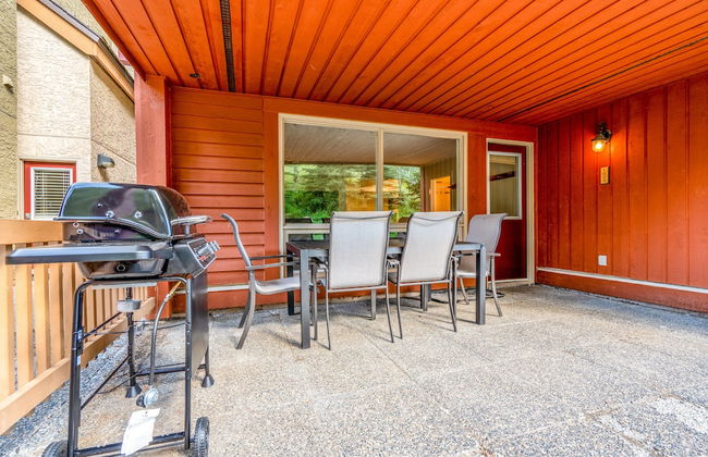 Fully RENOVATED Studio | Ski In/Out: Closest Condo to Lift | Pool & Hot Tubs - Foto 13